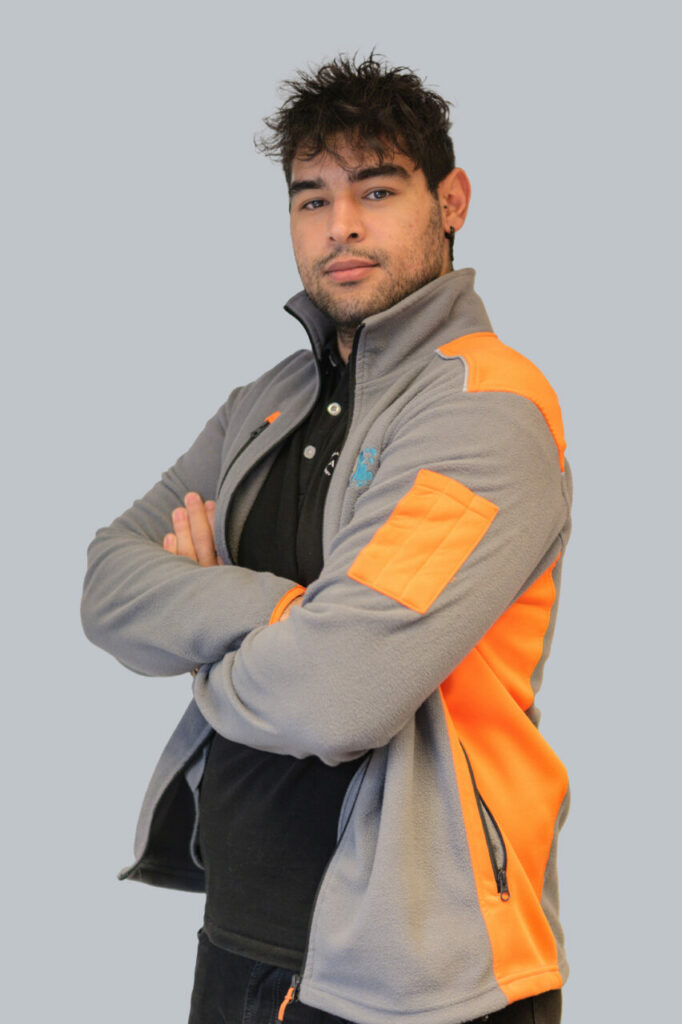 Noi 5 Noi svg+xml;charset=utf