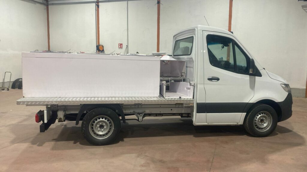 PHOTO-2024-12-02-17-00-21 3 Officine svg+xml;charset=utf