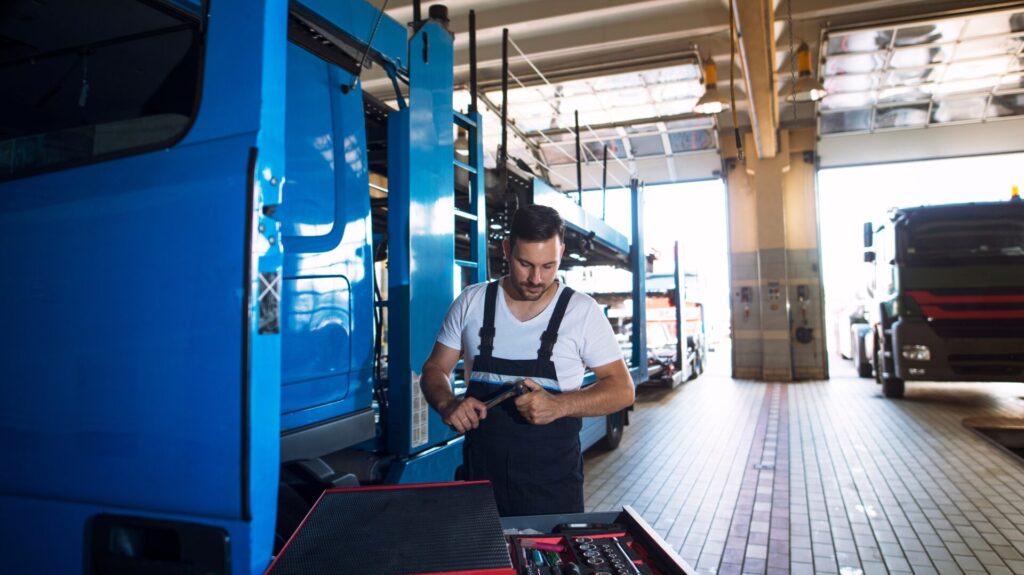 Come migliorare l'efficienza del carburante con servizi professionali per flotte 2 Come migliorare l'efficienza del carburante con servizi professionali per flotte manutenzione flotta